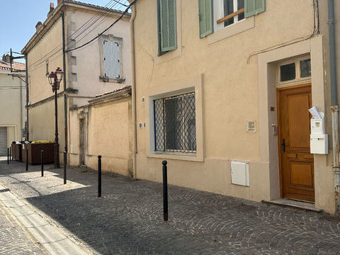 Local professionnel en plein coeur de Salon-de-Provence ? 750 13300 Salon de provence