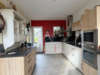  Maison � vendre 9 pi�ces 205 m�