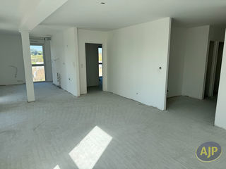  Appartement � vendre 4 pi�ces 90 m�