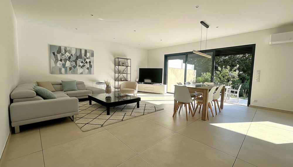 � vendre  Maison Saint-Rapha�l (83700)