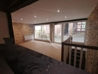  Immeuble � vendre 12 pi�ces 240 m�