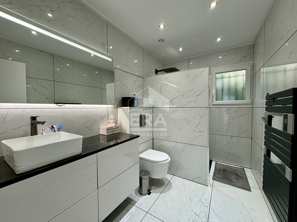 � vendre  Maison Ceyreste (13600)