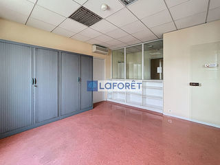  Immeuble � vendre 15 + pi�ces 510 m�