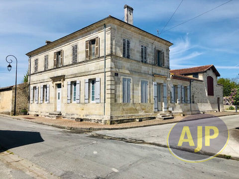   Maison bourgeoise � faire revivre au coeur du M�doc ! Villa - 5 pi�ce(s) - 230 m�