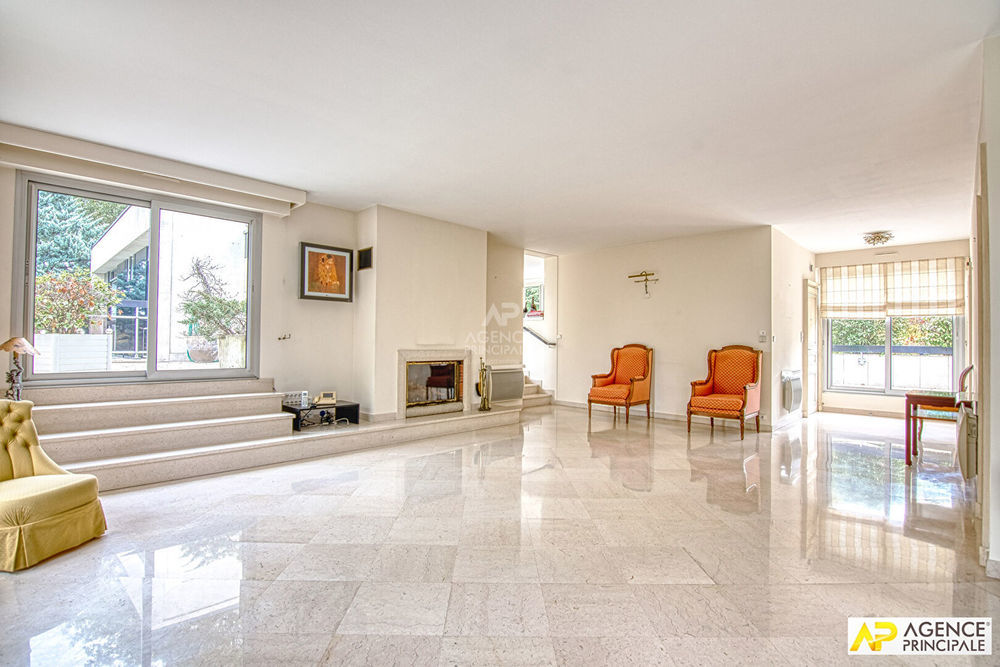 � vendre  Appartement Versailles (78000)