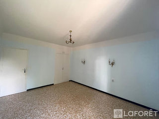  Appartement � louer 3 pi�ces 77 m�