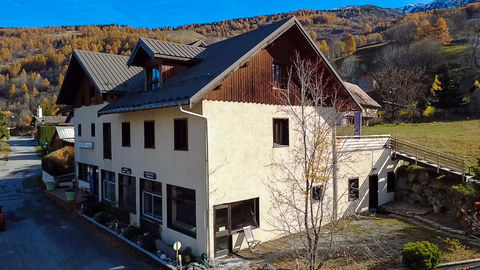 Hotel de 600 m2 - 14 chambres &agrave; Valloires - murs + fond de commerce 1190000 73450 Valloire