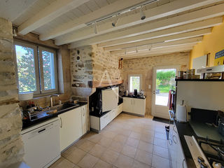  Maison � vendre 9 pi�ces 300 m�