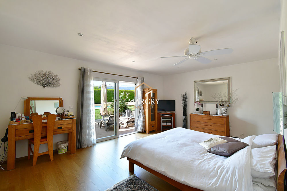 � vendre  Maison Sauverny (01220)