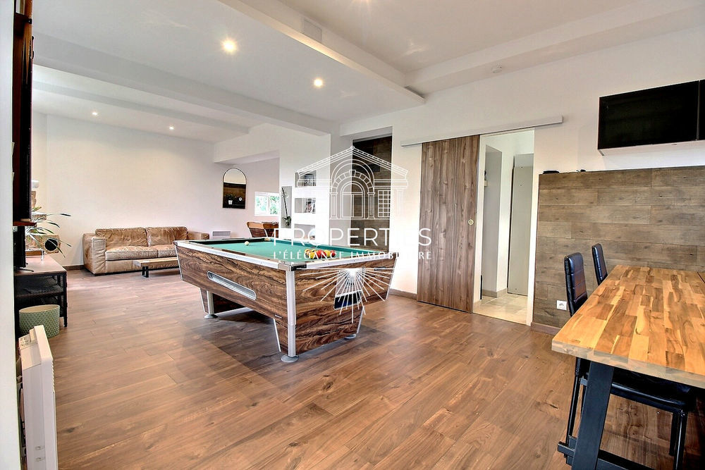 � vendre  Maison Bormes-les-Mimosas (83230)