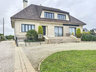  Maison � vendre 9 pi�ces 210 m�