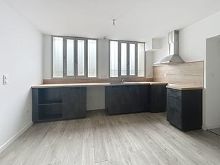  Appartement � louer 4 pi�ces 79 m�