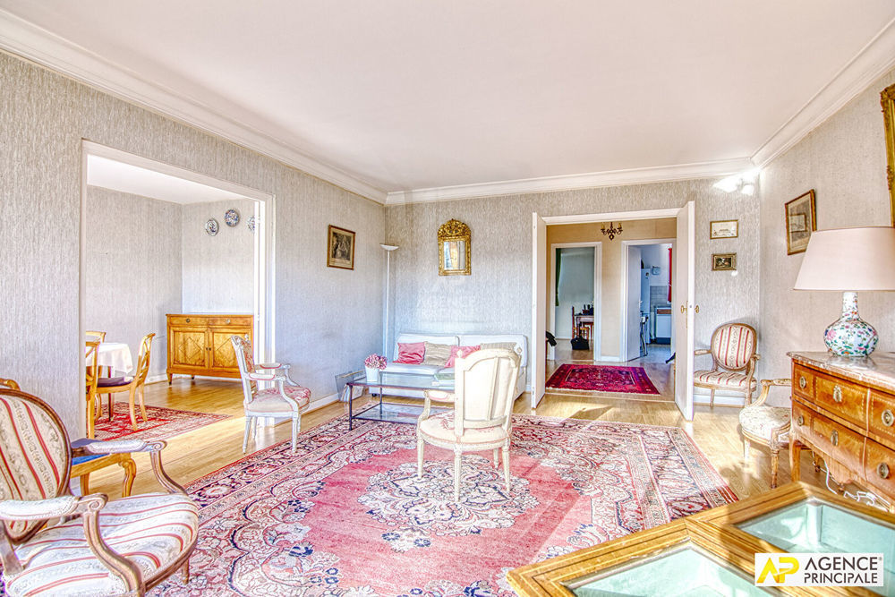 � vendre  Appartement Versailles (78000)