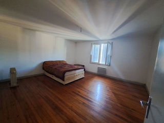  Immeuble � vendre 7 pi�ces 127 m�