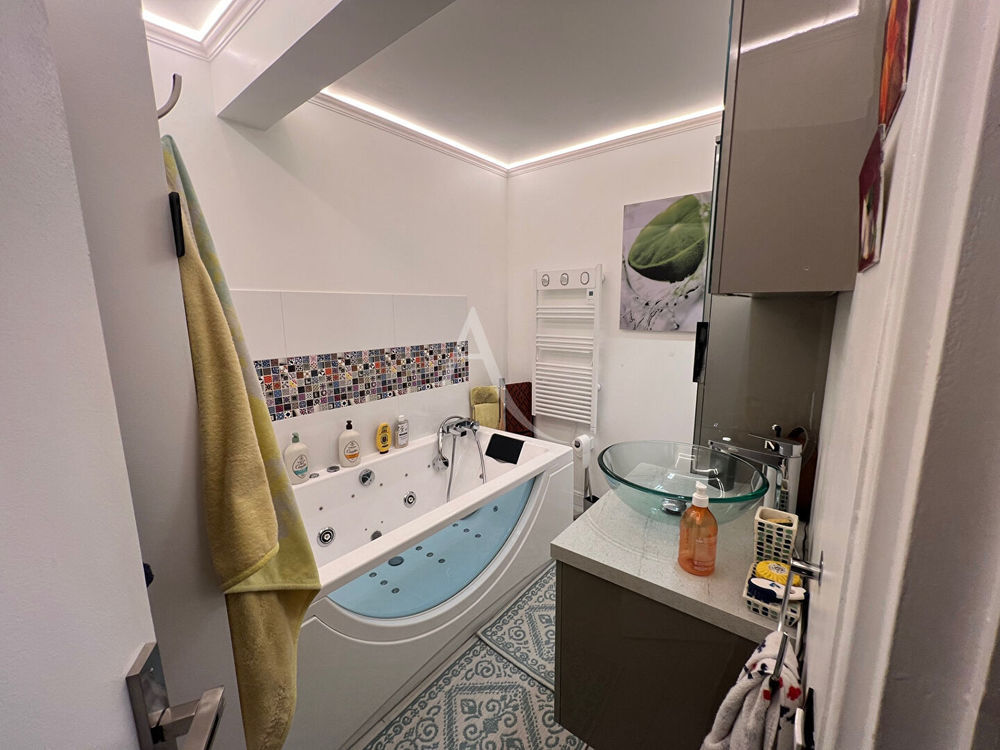 � vendre  Appartement Cannes (06400)