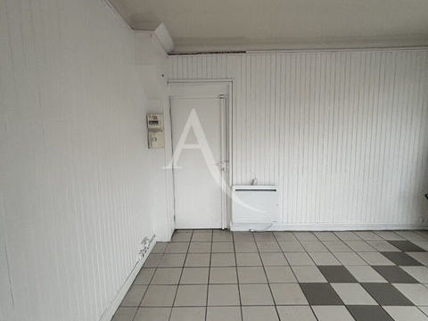 Local commercial Vitry Sur Seine 1 pi&egrave;ce(s) 17.2 m2 460 94400 Vitry sur seine