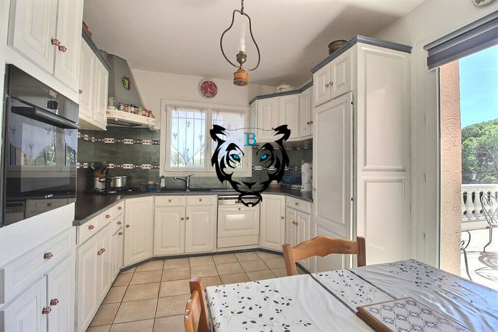 � vendre  Maison Roquebrune-sur-Argens (83520)