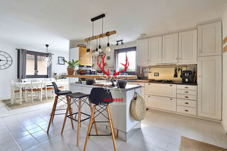  Maison � vendre 8 pi�ces 180 m�