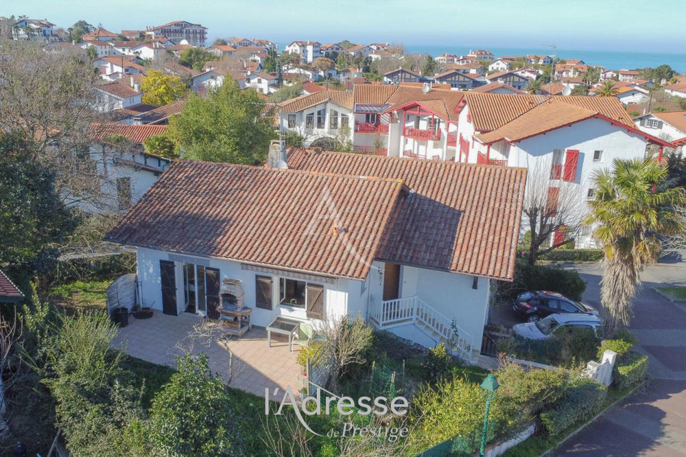 � vendre  Maison Gu�thary (64210)