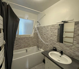  Appartement � louer 3 pi�ces 64 m�