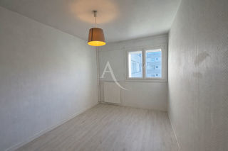  Appartement � vendre 4 pi�ces 82 m�