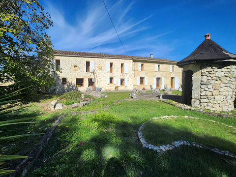   OPPORTUNIT� - VIAGER, maison en pierre de 196 m2 et d�pendances sur jardin Maison - 5 pi�ce(s) - 196 m�