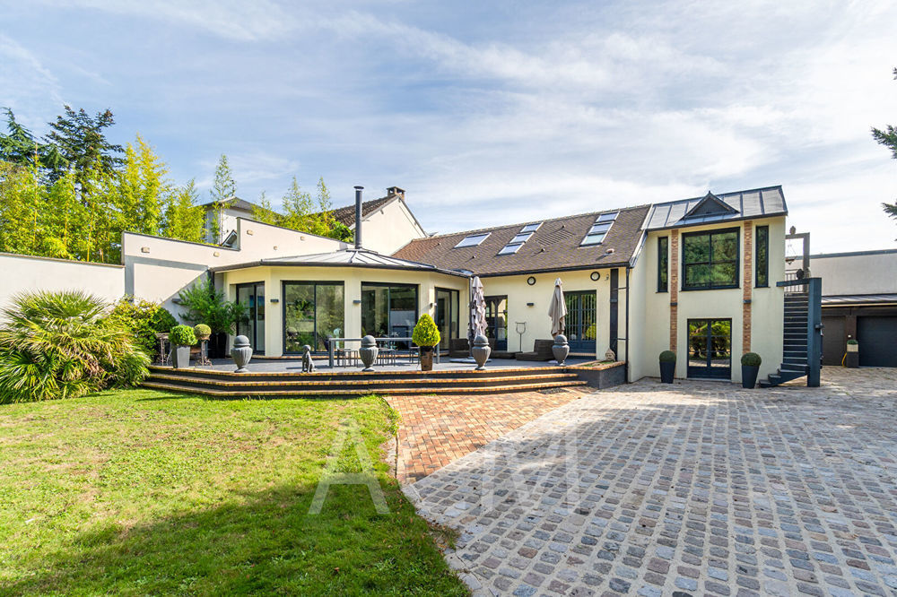 � vendre  Maison Le Mesnil-le-Roi (78600)