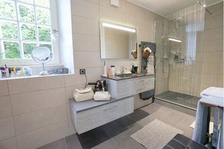  Maison � vendre 9 pi�ces 200 m�