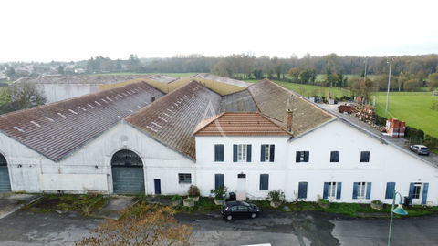 A vendre Entrepôt / local industriel  centre bourg de GEMOZAC de 6359.99 m2 627000 17260 Gemozac