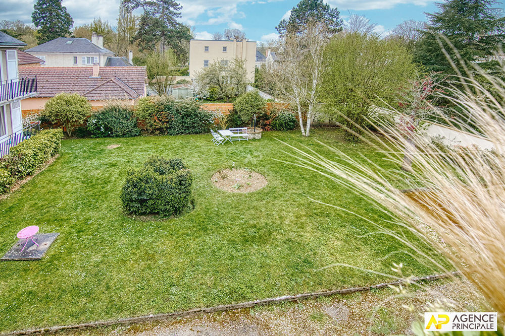 � vendre  Appartement Versailles (78000)