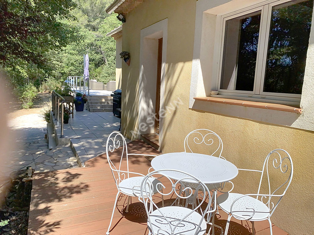 � vendre  Maison �venos (83330)