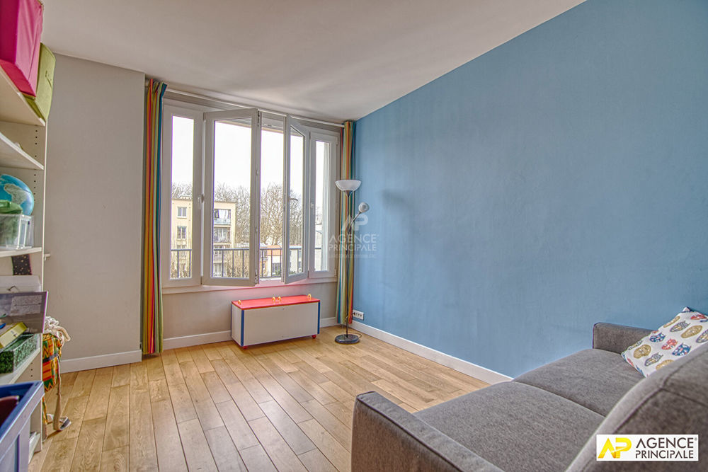 � vendre  Appartement Versailles (78000)