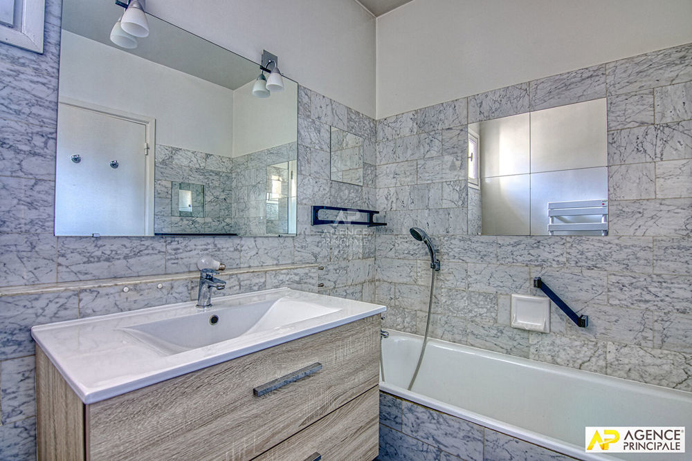 � vendre  Appartement Versailles (78000)