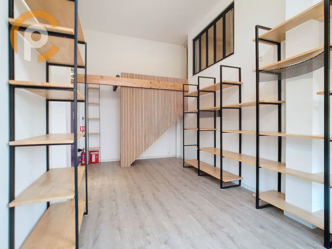 Local commercial &agrave;&nbsp; Saint Cyprien 670 66750 Saint cyprien