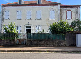  Immeuble � vendre 12 pi�ces 260 m�