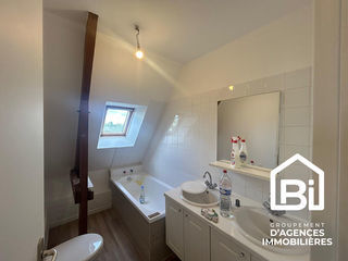  Maison � louer 6 pi�ces 108 m� Noyers bocage