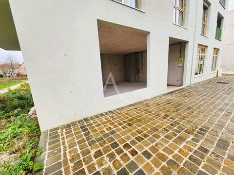 Local commercial Rungis 47.02 m2 157500 94150 Rungis