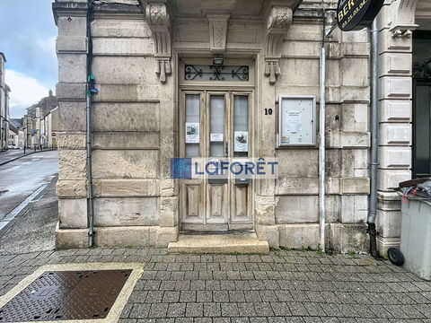 Local commercial 25 m2 &agrave; Chaumont. 39500 52000 Chaumont