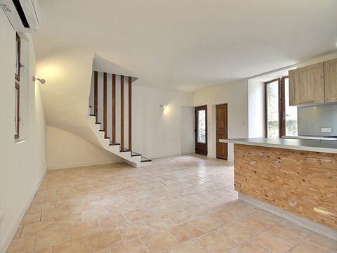   A louer - maison de village enti�rement r�nov�e 2 pi�ces - secteur hameau des jean jean - APT Maison - 2 pi�ce(s) - 54 m�