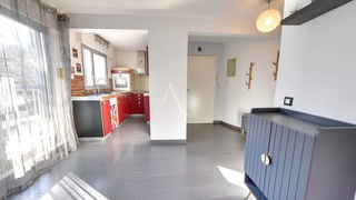  Appartement � vendre 4 pi�ces 77 m�