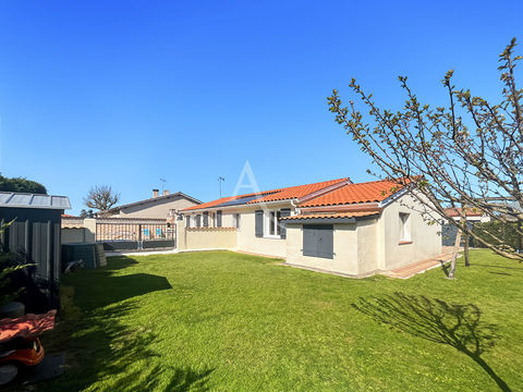   Maison Plain pied avec piscine. Maison - 4 pi�ce(s) - 85 m�