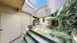  Immeuble � vendre 10 pi�ces 225 m�