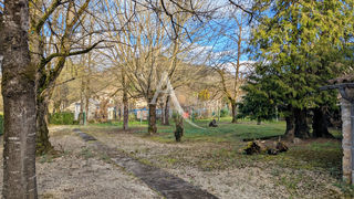  Maison � vendre 15 + pi�ces 380 m�