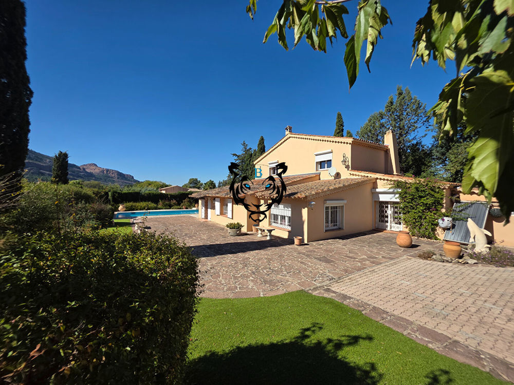 � vendre  Maison Roquebrune-sur-Argens (83520)