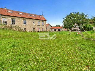  Maison � vendre 10 pi�ces 317 m�