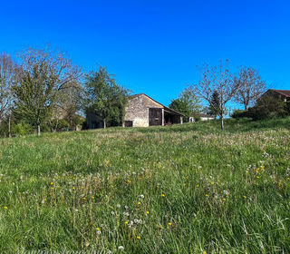  Remise / Grange � vendre 110 m�