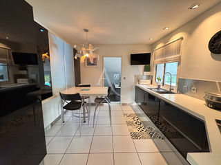  Maison � vendre 8 pi�ces 259 m�