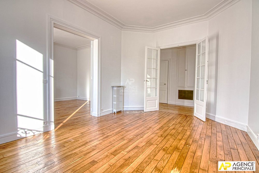� vendre  Appartement Versailles (78000)