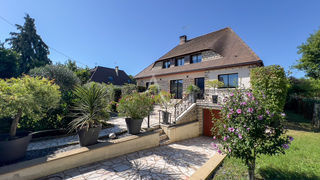  Maison � vendre 8 pi�ces 220 m�