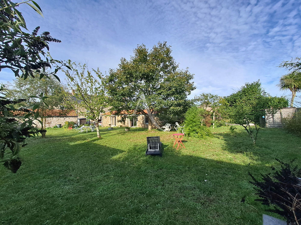 � vendre  Villa Vue (44640)